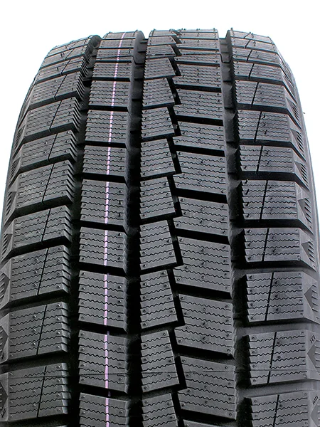 Winrun 225/65R17 102S WR12