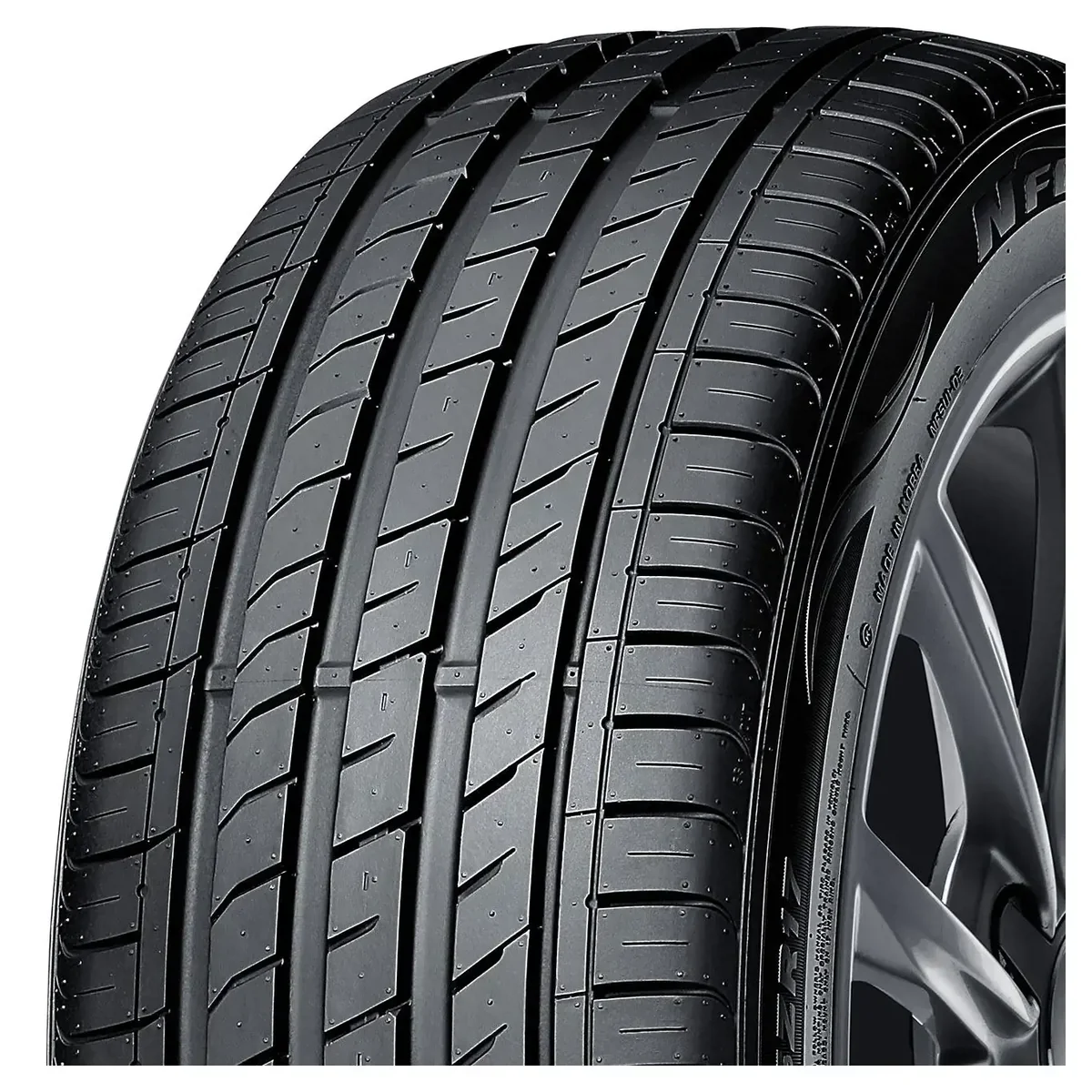 Nexen 235/40R19 96Y N'FERA SU1 XL