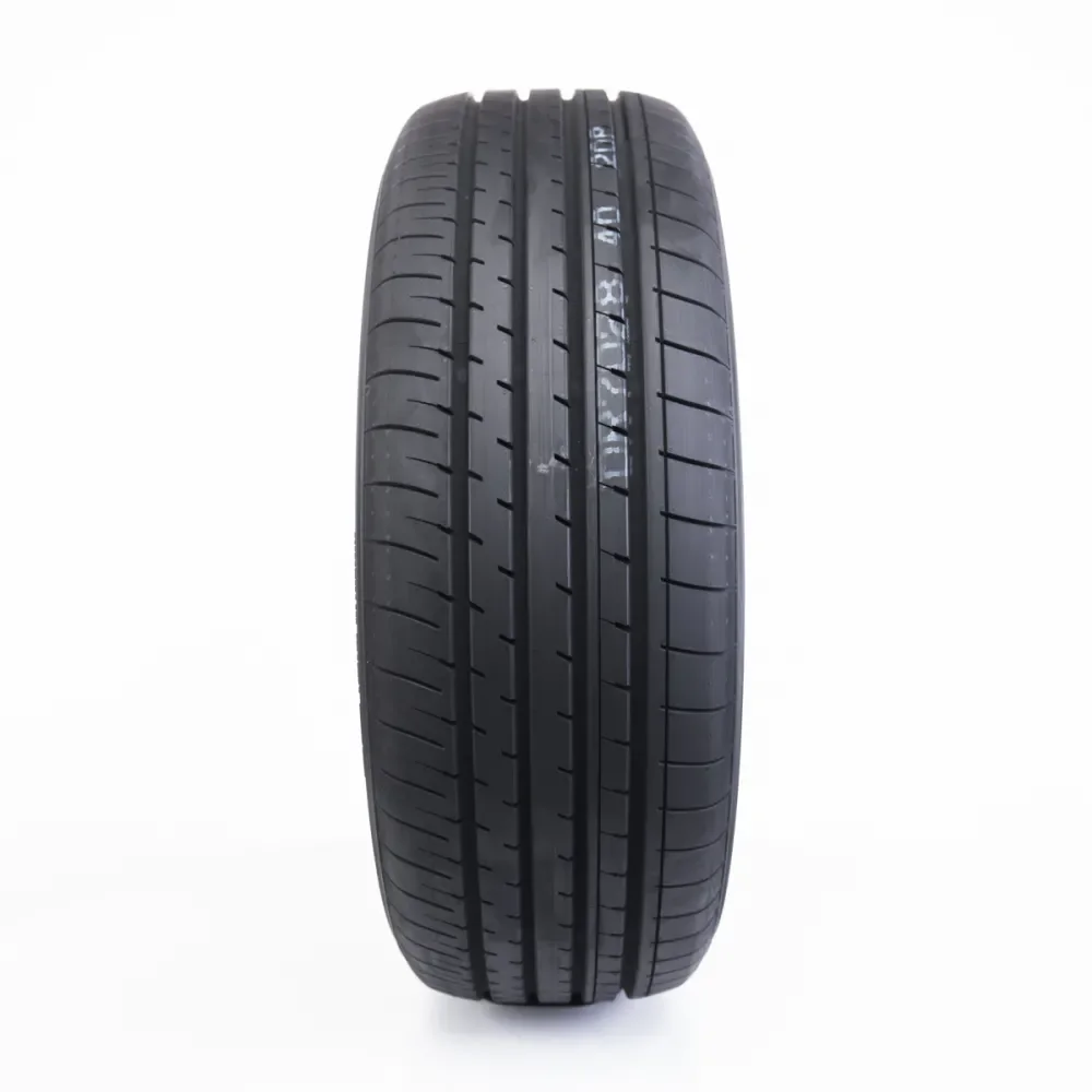 Yokohama 235/55R18 100V BLUEARTH-XT AE61 RPB