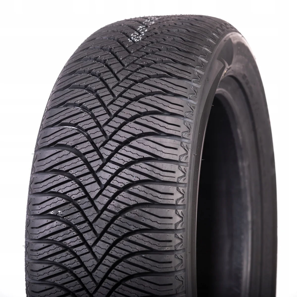 Goodride 235/50R19 99V Z401