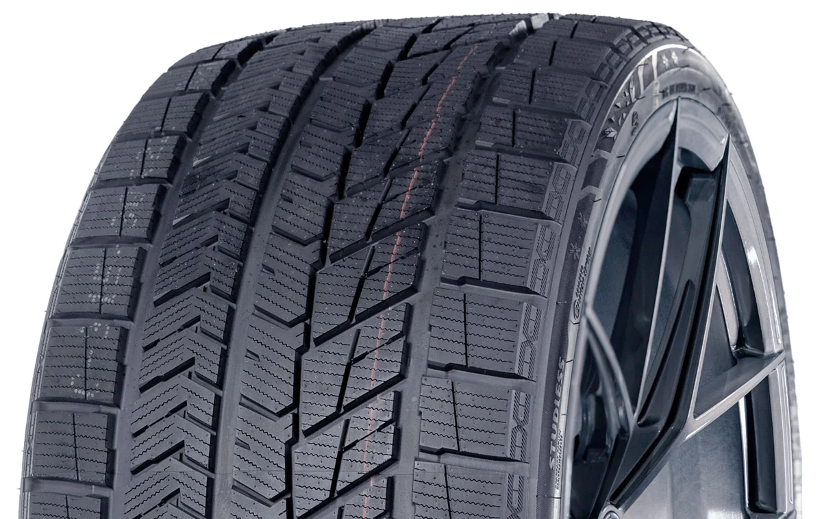 Unistar 255/40R21 102T ICE PROTECTION S XL Studded